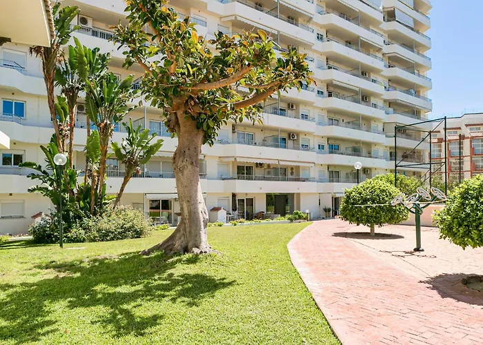 Malagadevacaciones - La Carihuela Palace