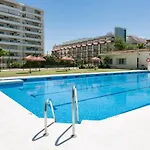 Malagadevacaciones - La Carihuela Palace * טורמולינוס